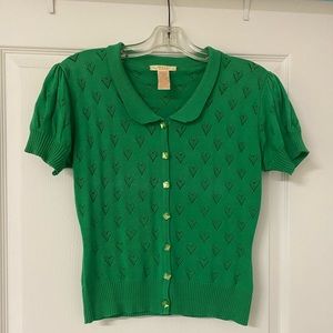 Collared heart blouse 💚